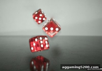 欧冠直播互动新玩法：体育博彩网站上的策略与经验分享